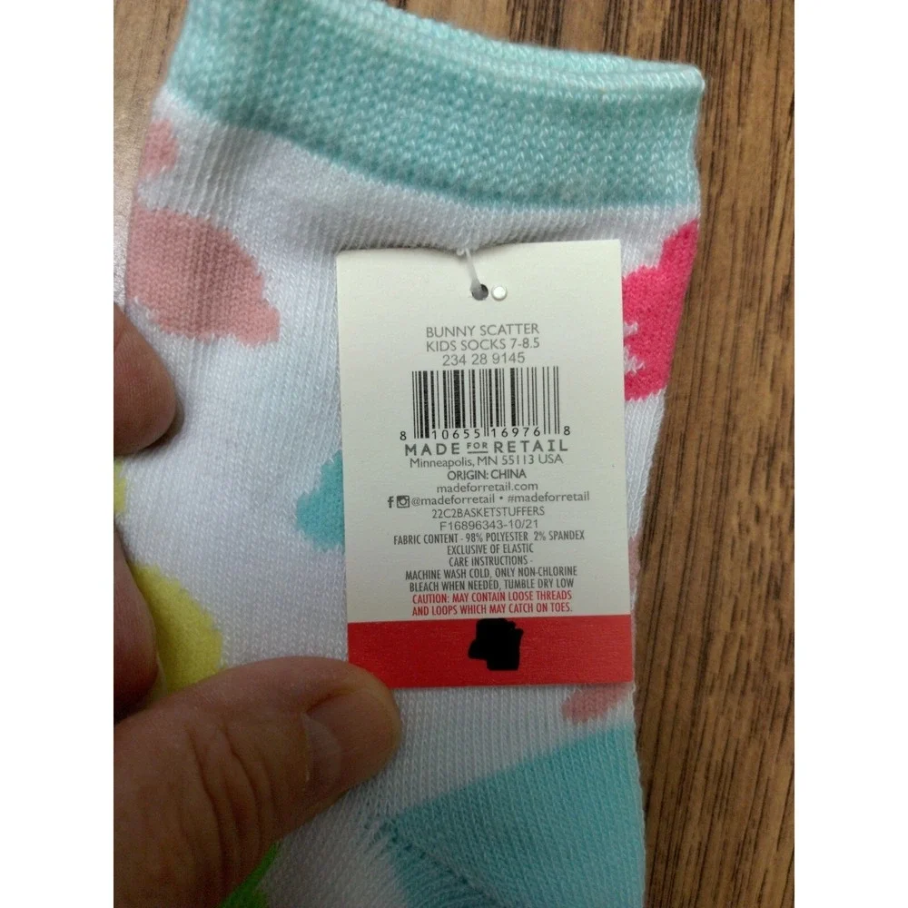 Kid's Socks Easter Socks 3 Pair Size 7-8.5 NEW bunny Easter egg carrots